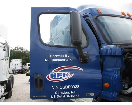 FREIGHTLINER CASCADIA 2008-2018 DOOR ASSEMBLY, FRONT