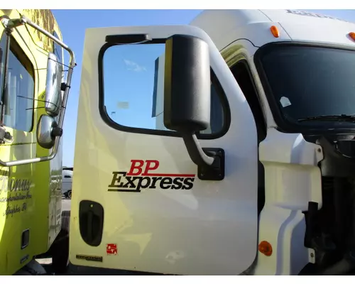 FREIGHTLINER CASCADIA 2008-2018 DOOR ASSEMBLY, FRONT