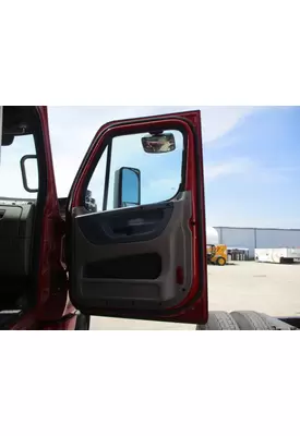 FREIGHTLINER CASCADIA 2008-2018 DOOR ASSEMBLY, FRONT