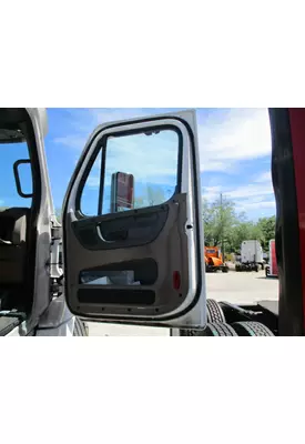 FREIGHTLINER CASCADIA 2008-2018 DOOR ASSEMBLY, FRONT