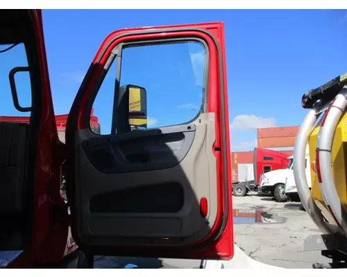 FREIGHTLINER CASCADIA 2008-2018 DOOR ASSEMBLY, FRONT