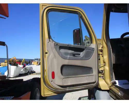 FREIGHTLINER CASCADIA 2008-2018 DOOR ASSEMBLY, FRONT