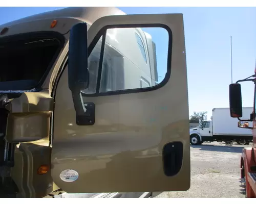 FREIGHTLINER CASCADIA 2008-2018 DOOR ASSEMBLY, FRONT