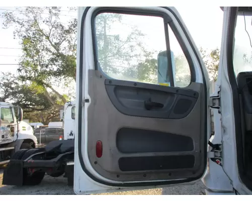 FREIGHTLINER CASCADIA 2008-2018 DOOR ASSEMBLY, FRONT