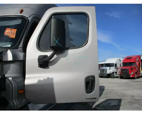 FREIGHTLINER CASCADIA 2008-2018 DOOR ASSEMBLY, FRONT