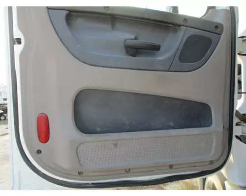 FREIGHTLINER CASCADIA 2008-2018 DOOR ASSEMBLY, FRONT