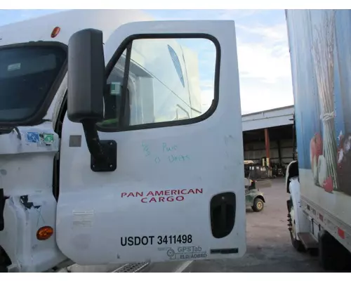 FREIGHTLINER CASCADIA 2008-2018 DOOR ASSEMBLY, FRONT