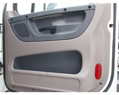 FREIGHTLINER CASCADIA 2008-2018 DOOR ASSEMBLY, FRONT