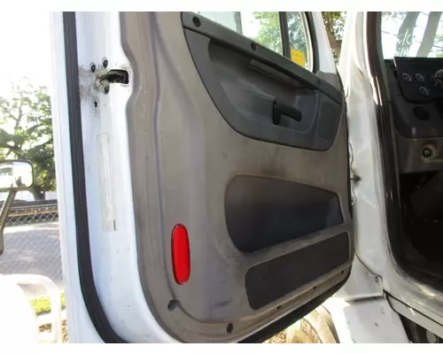 FREIGHTLINER CASCADIA 2008-2018 DOOR ASSEMBLY, FRONT