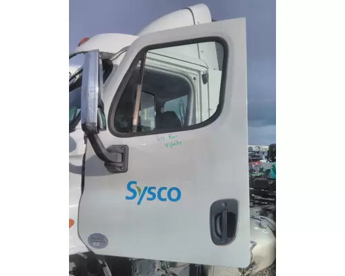 FREIGHTLINER CASCADIA 2008-2018 DOOR ASSEMBLY, FRONT