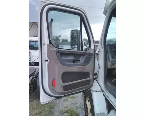 FREIGHTLINER CASCADIA 2008-2018 DOOR ASSEMBLY, FRONT