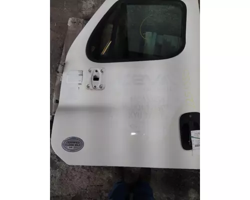 FREIGHTLINER CASCADIA 2008-2018 DOOR ASSEMBLY, FRONT