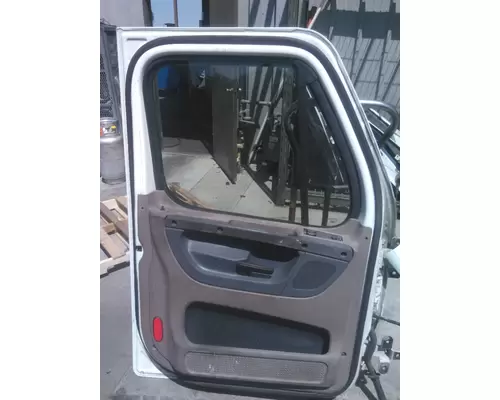 FREIGHTLINER CASCADIA 2008-2018 DOOR ASSEMBLY, FRONT
