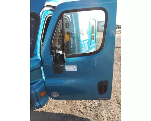FREIGHTLINER CASCADIA 2008-2018 DOOR ASSEMBLY, FRONT