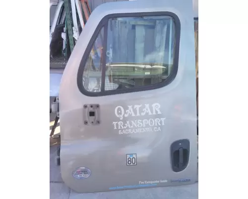 FREIGHTLINER CASCADIA 2008-2018 DOOR ASSEMBLY, FRONT