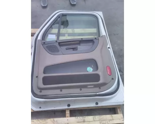 FREIGHTLINER CASCADIA 2008-2018 DOOR ASSEMBLY, FRONT