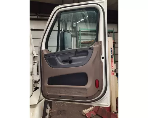 FREIGHTLINER CASCADIA 2008-2018 DOOR ASSEMBLY, FRONT