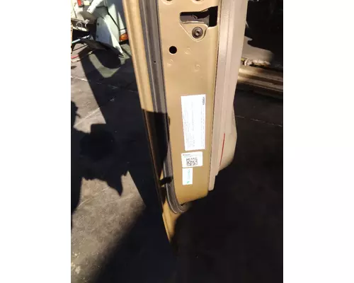 FREIGHTLINER CASCADIA 2008-2018 DOOR ASSEMBLY, FRONT