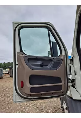 FREIGHTLINER CASCADIA 2008-2018 DOOR ASSEMBLY, FRONT