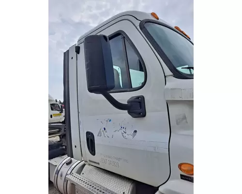 FREIGHTLINER CASCADIA 2008-2018 DOOR ASSEMBLY, FRONT