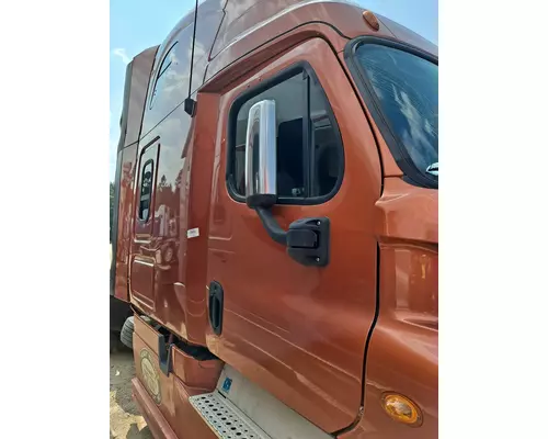 FREIGHTLINER CASCADIA 2008-2018 DOOR ASSEMBLY, FRONT