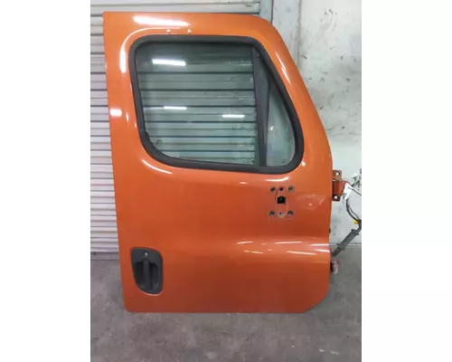 FREIGHTLINER CASCADIA 2008-2018 DOOR ASSEMBLY, FRONT