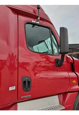 FREIGHTLINER CASCADIA 2008-2018 DOOR ASSEMBLY, FRONT