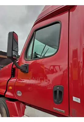 FREIGHTLINER CASCADIA 2008-2018 DOOR ASSEMBLY, FRONT