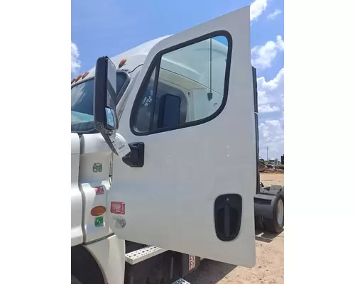 FREIGHTLINER CASCADIA 2008-2018 DOOR ASSEMBLY, FRONT