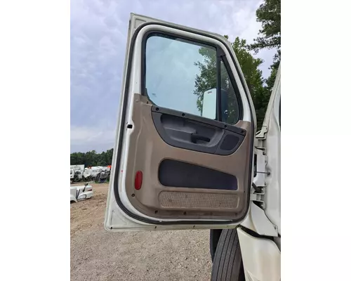 FREIGHTLINER CASCADIA 2008-2018 DOOR ASSEMBLY, FRONT