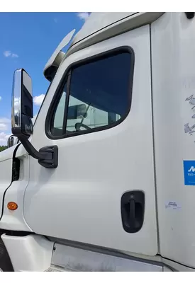 FREIGHTLINER CASCADIA 2008-2018 DOOR ASSEMBLY, FRONT