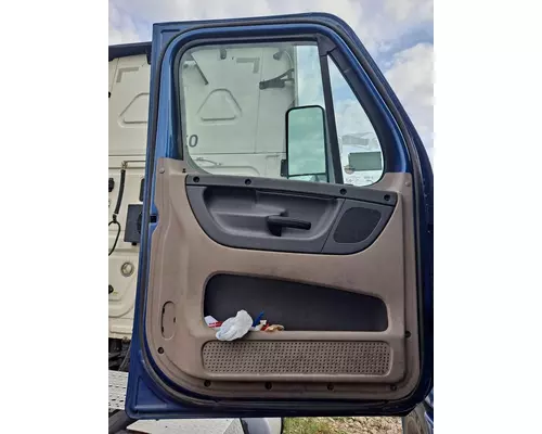FREIGHTLINER CASCADIA 2008-2018 DOOR ASSEMBLY, FRONT