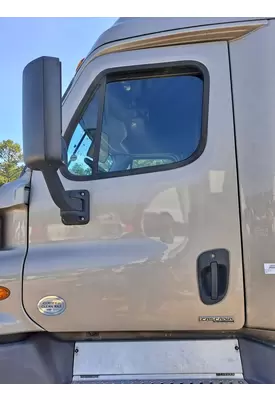 FREIGHTLINER CASCADIA 2008-2018 DOOR ASSEMBLY, FRONT
