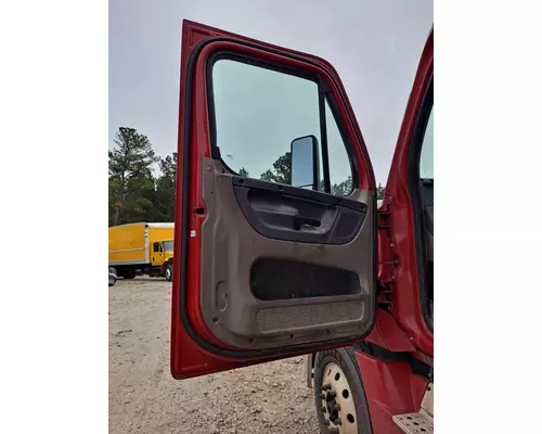 FREIGHTLINER CASCADIA 2008-2018 DOOR ASSEMBLY, FRONT