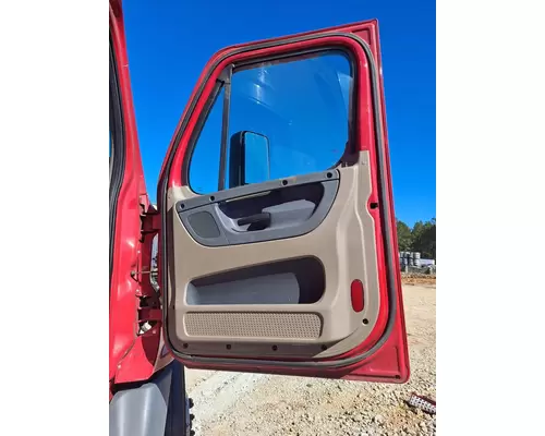 FREIGHTLINER CASCADIA 2008-2018 DOOR ASSEMBLY, FRONT