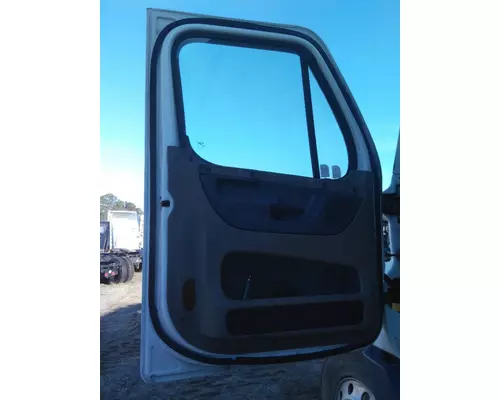 FREIGHTLINER CASCADIA 2008-2018 DOOR ASSEMBLY, FRONT
