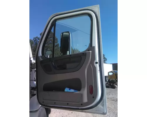 FREIGHTLINER CASCADIA 2008-2018 DOOR ASSEMBLY, FRONT