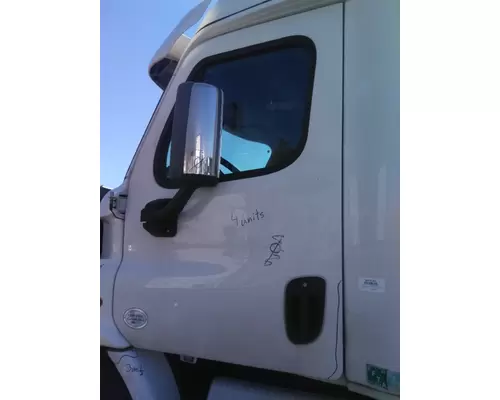 FREIGHTLINER CASCADIA 2008-2018 DOOR ASSEMBLY, FRONT