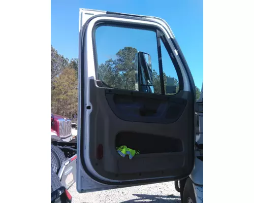 FREIGHTLINER CASCADIA 2008-2018 DOOR ASSEMBLY, FRONT