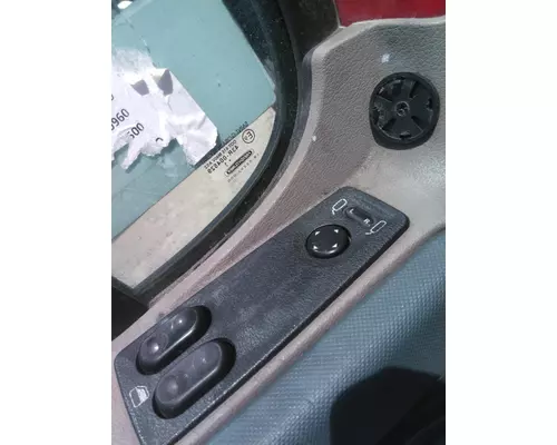 FREIGHTLINER CASCADIA 2008-2018 DOOR ASSEMBLY, FRONT