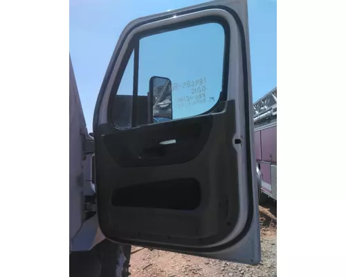 FREIGHTLINER CASCADIA 2008-2018 DOOR ASSEMBLY, FRONT