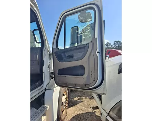 FREIGHTLINER CASCADIA 2008-2018 DOOR ASSEMBLY, FRONT