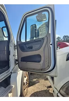FREIGHTLINER CASCADIA 2008-2018 DOOR ASSEMBLY, FRONT