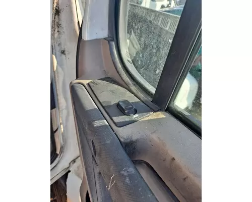 FREIGHTLINER CASCADIA 2008-2018 DOOR ASSEMBLY, FRONT