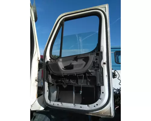 FREIGHTLINER CASCADIA 2008-2018 DOOR ASSEMBLY, FRONT