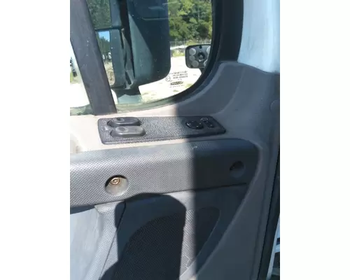 FREIGHTLINER CASCADIA 2008-2018 DOOR ASSEMBLY, FRONT