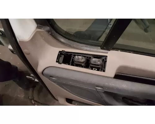 FREIGHTLINER CASCADIA 2008-2018 DOOR ASSEMBLY, FRONT