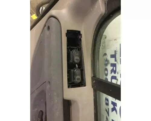 FREIGHTLINER CASCADIA 2008-2018 DOOR ASSEMBLY, FRONT