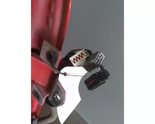 FREIGHTLINER CASCADIA 2008-2018 DOOR ASSEMBLY, FRONT