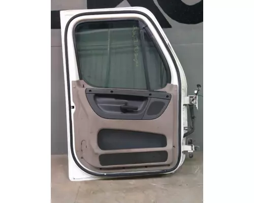 FREIGHTLINER CASCADIA 2008-2018 DOOR ASSEMBLY, FRONT